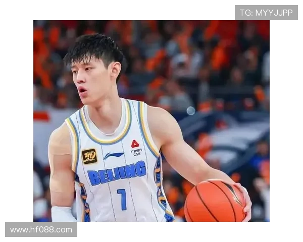 曾凡博伤后复出全力助球队